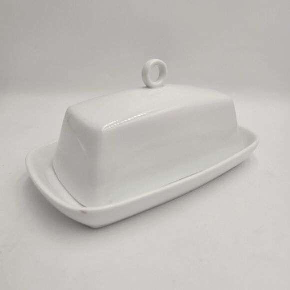Simple Dining White Ceramic Butter Dish w/ Lid | Dishwasher Microwave Safe - Picture 6 of 8